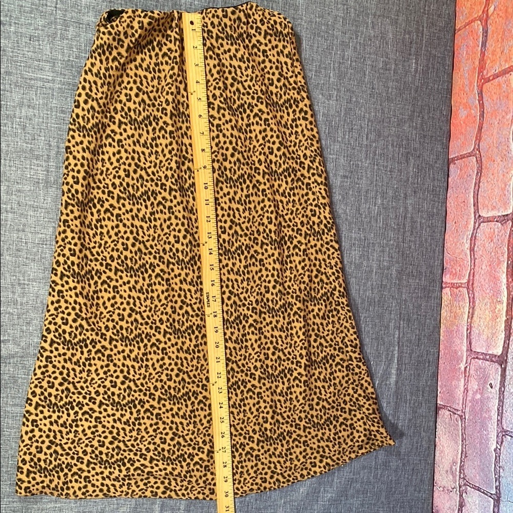 Nasty Gal Leopard Print Slip Midi Skirt Women’s Size 8 Brown Animal Satin A-Line - Picture 6 of 8
